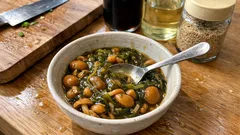 さっぱり食べやすい、めかぶなめこ。ポン酢で手軽に作れる和風副菜